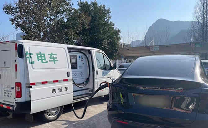 夏津汽车搭电